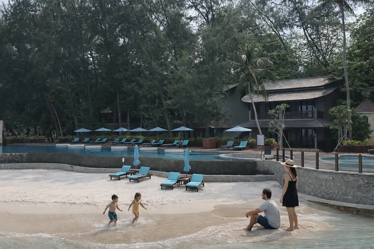 kegiatan wisata anak di pulau sepa